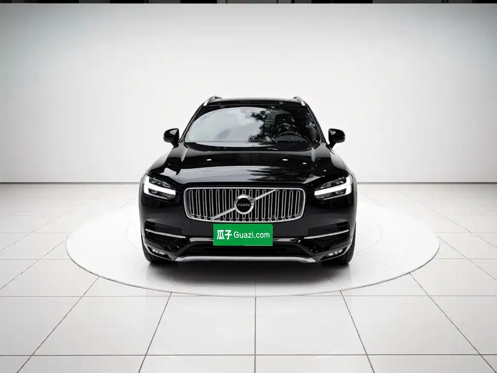 Volvo XC90 2017 — фото 24