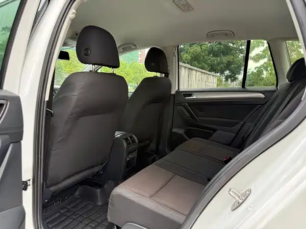 Volkswagen Golf Jialu 2016