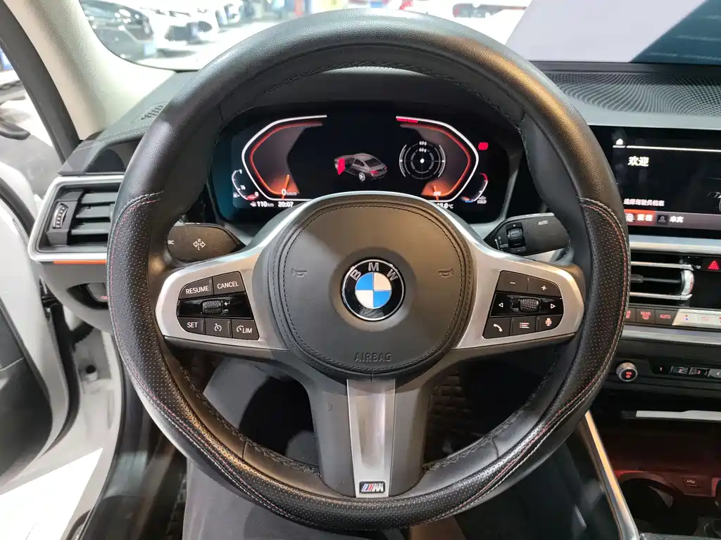 BMW 3 Series 2023 — фото 10