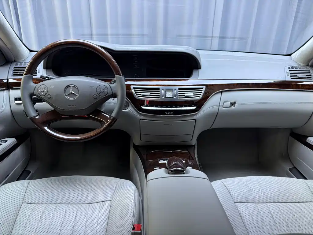 Mercedes-Benz S-Class 2011 — фото 10