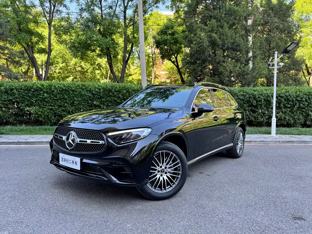 Mercedes-Benz GLC 2023 — фото 1