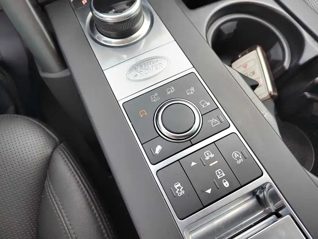 Land Rover Discovery 2020 — фото 11