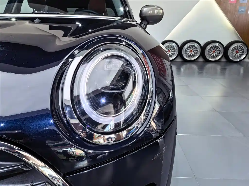 MINI Clubman 2022 — фото 20