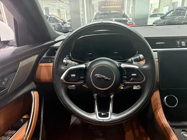 Jaguar XFL 2023
