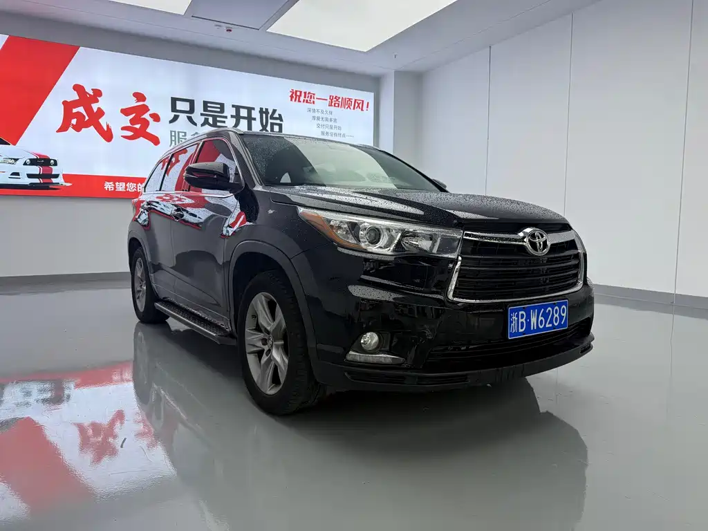 Toyota Highlander 2017 — фото 3