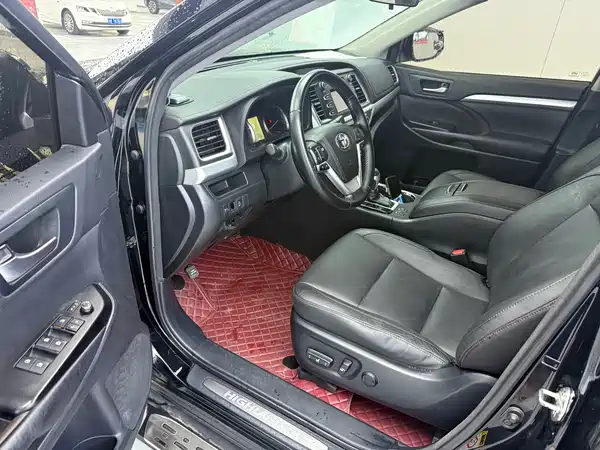 Toyota Highlander 2017