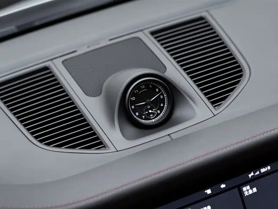 Porsche Macan 2022 — фото 19