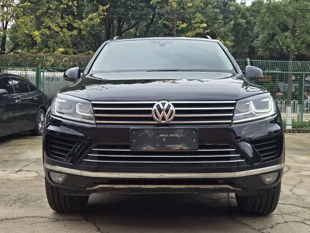Volkswagen Touareg 2018 — фото 2