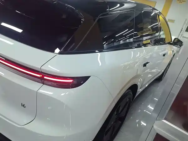 Li Auto i6 2026