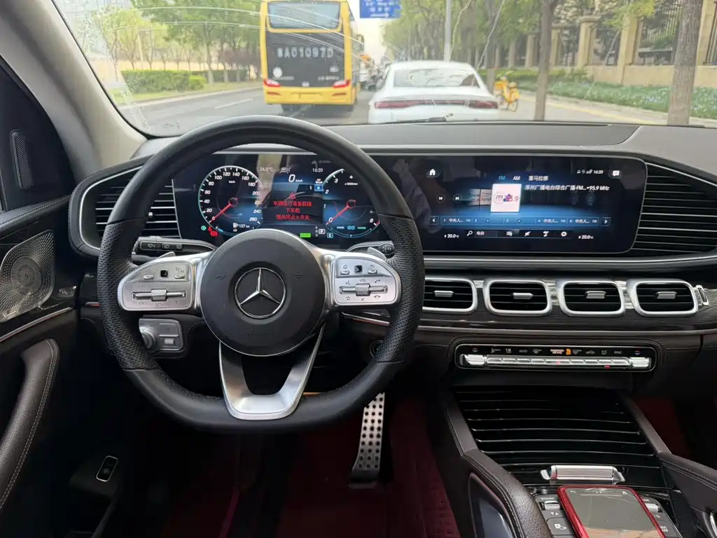 Mercedes-Benz GLS 2023 — фото 9