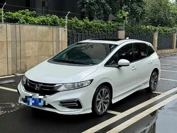 Honda Jade 2017