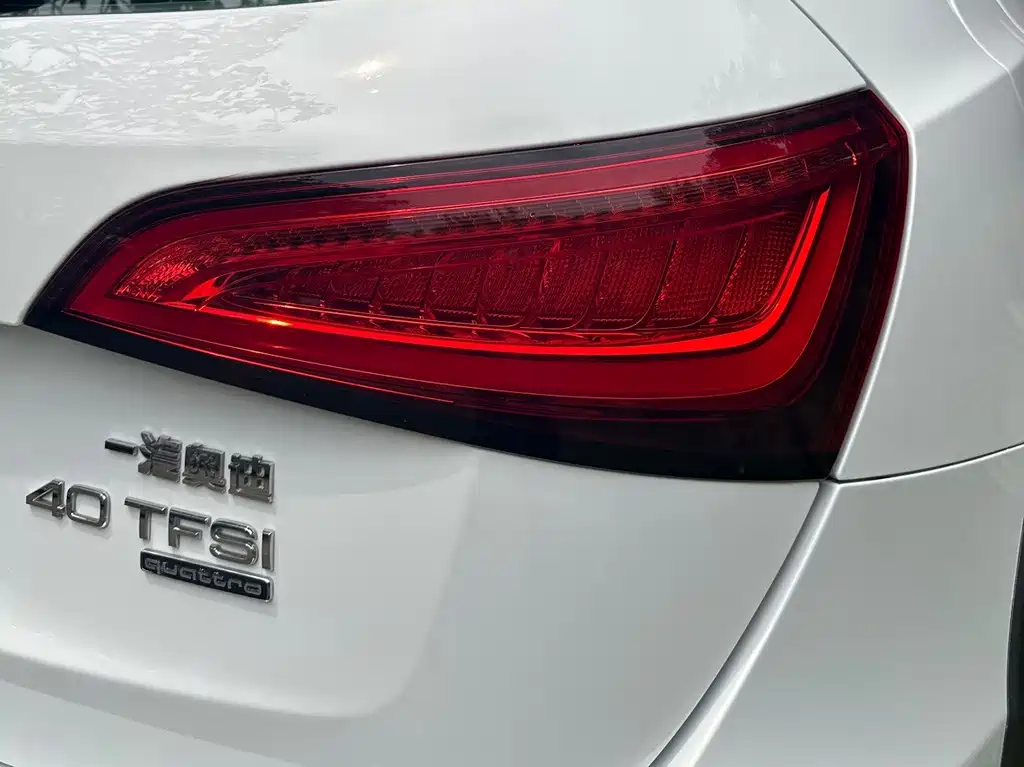 Audi Q5 2018 — фото 6