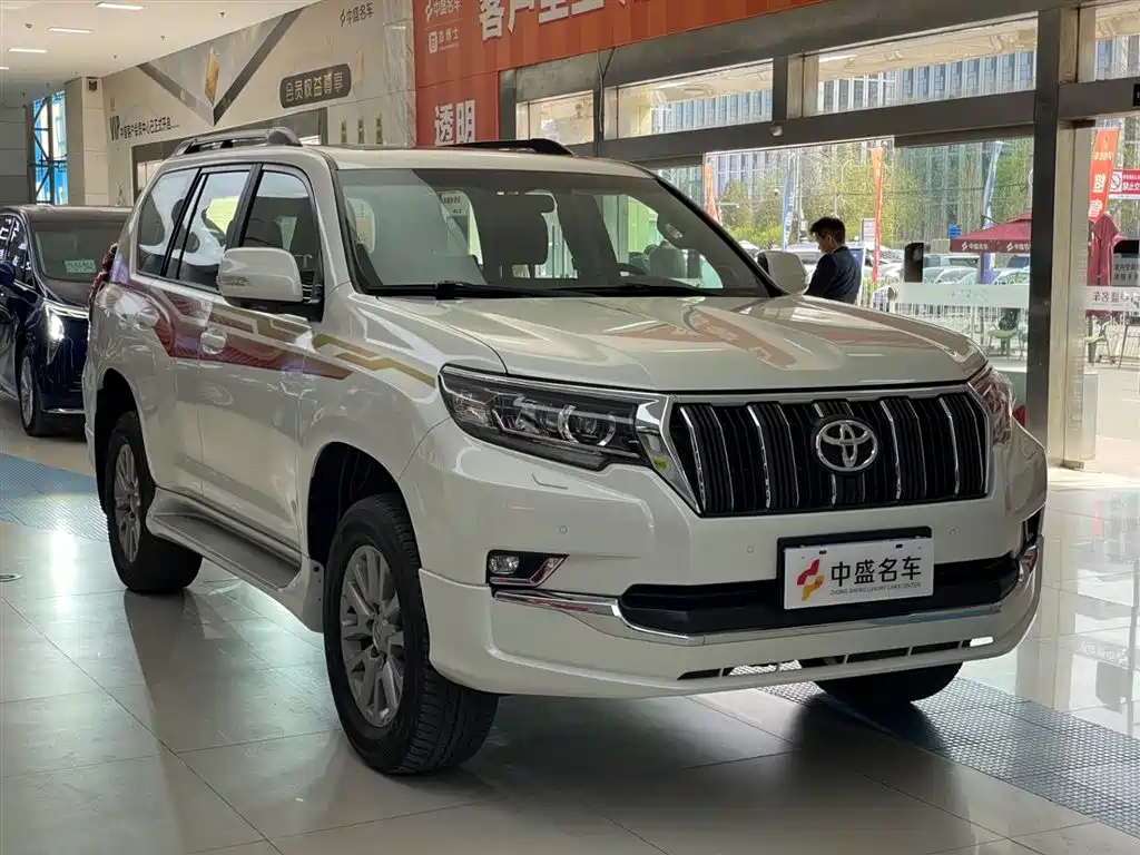 Toyota Prado 2019 — фото 3