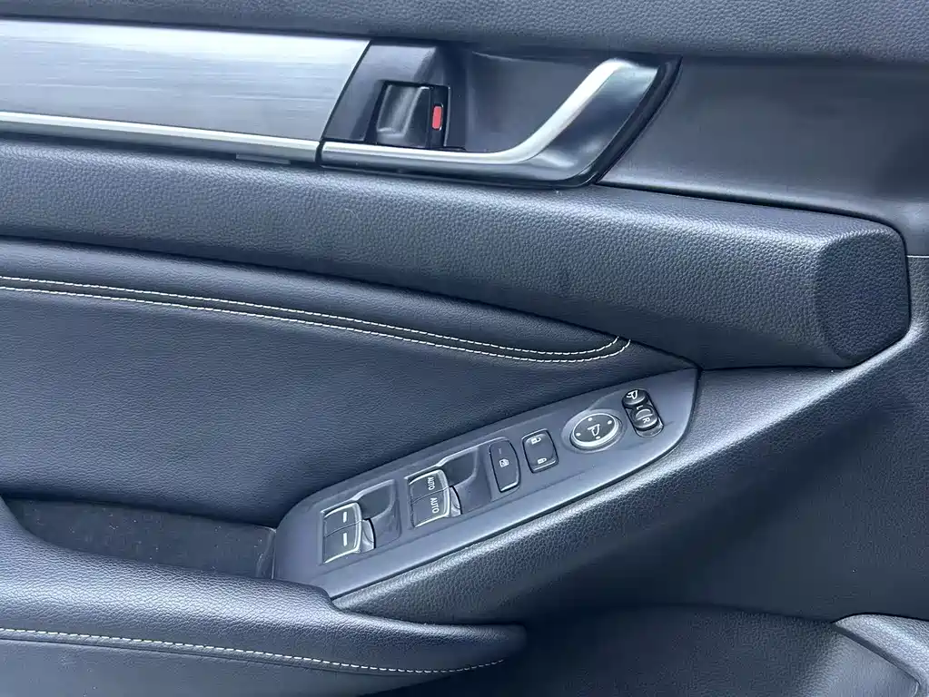Honda Inspire 2021 — фото 14