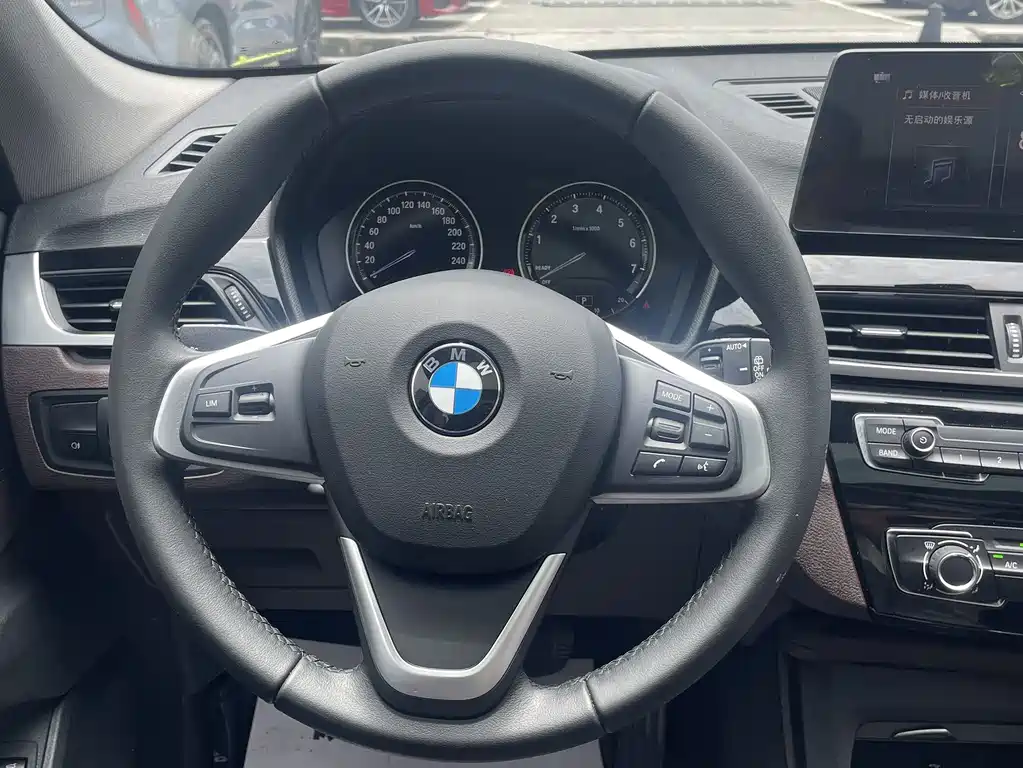 BMW X1 2023 — фото 15