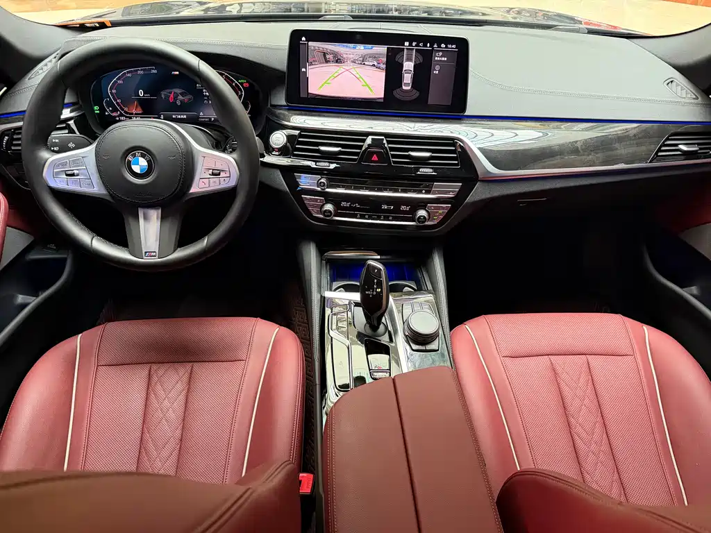 BMW 5 Series 2023 — фото 14