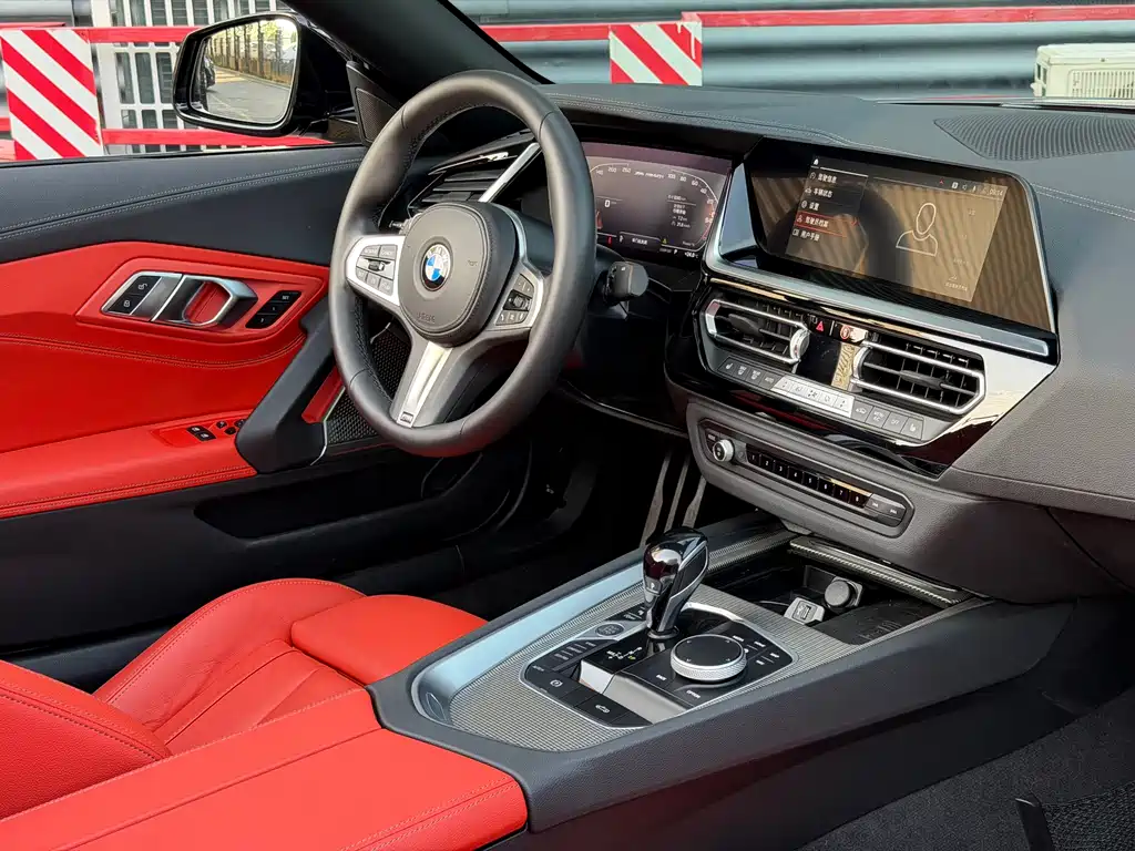 BMW Z4 2023 — фото 8