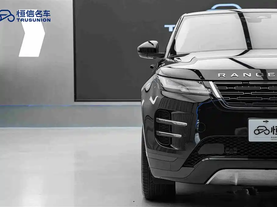 Land Rover Evoque 2024 — фото 8