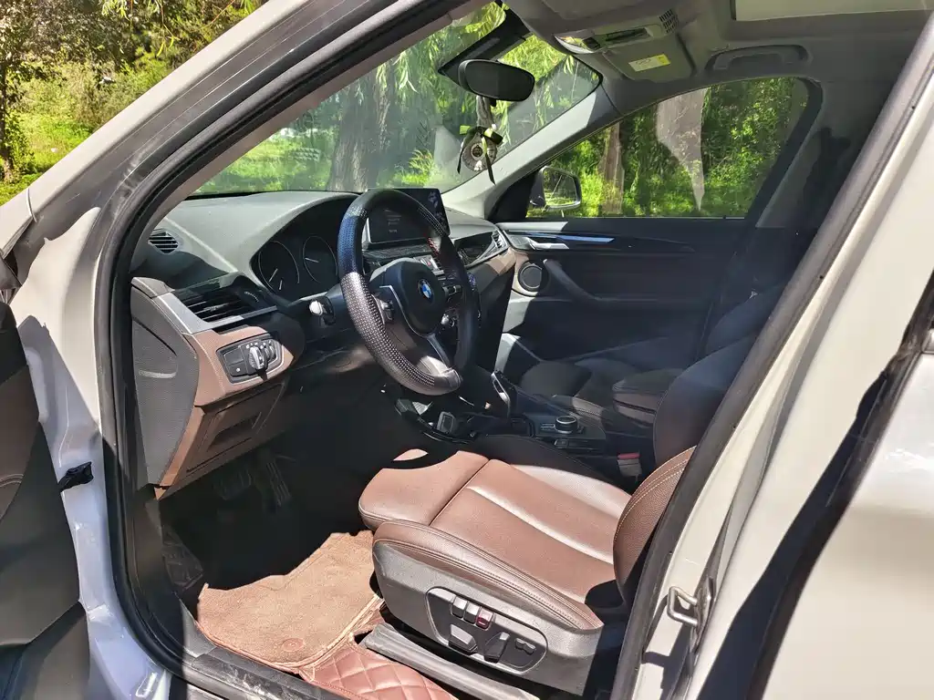 BMW X1 2020 — фото 11