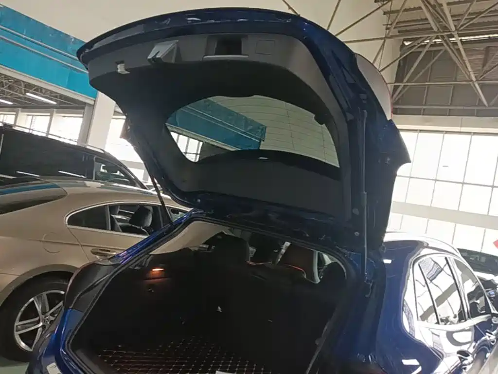Mercedes-Benz GLA 2019 — фото 19