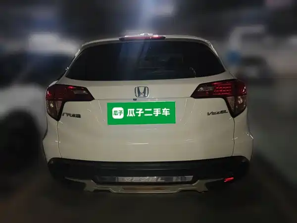 Honda Vezel 2016