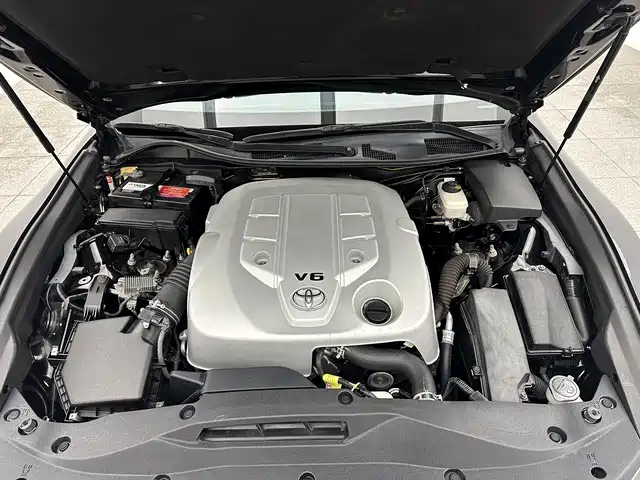 Toyota Crown 2015 — фото 17