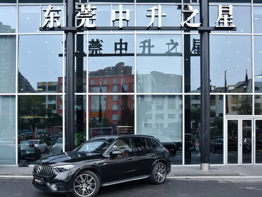 Mercedes-Benz GLC AMG 2025