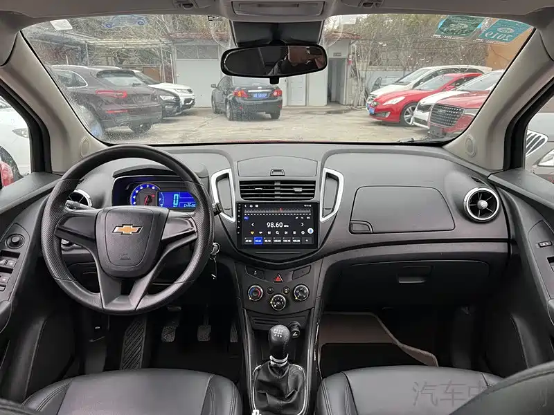Chevrolet Trax 2015 — фото 6