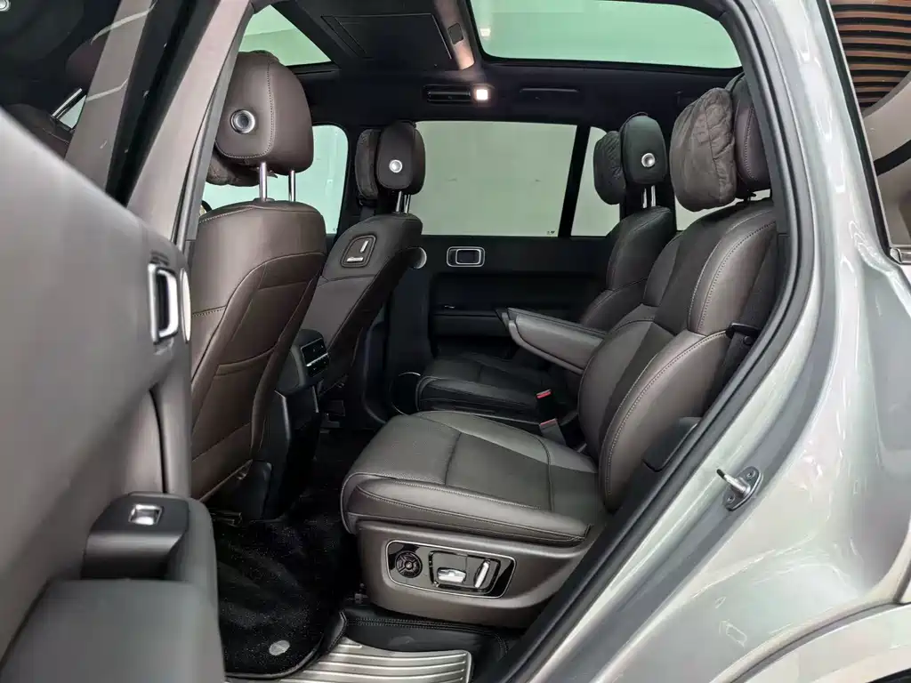 Li Auto Li L8 2023