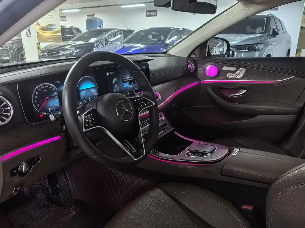 Mercedes-Benz E-Class 2023