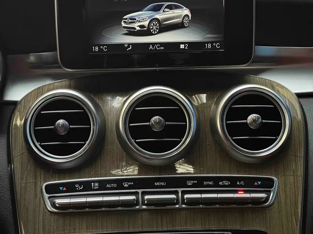 Mercedes-Benz GLC Coupe 2017 — фото 11