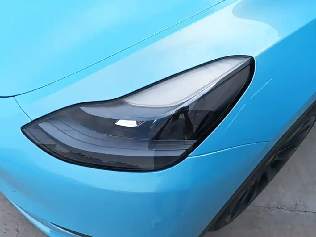 Tesla Model Y 2022 — фото 24