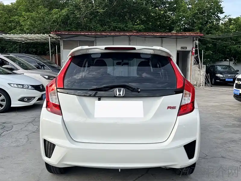 Honda Fit 2016 — фото 11