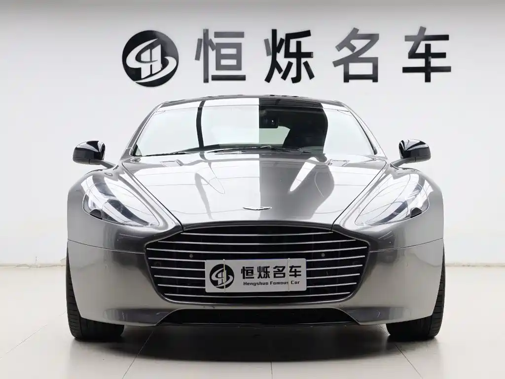 Aston Martin Rapide 2011 — фото 21