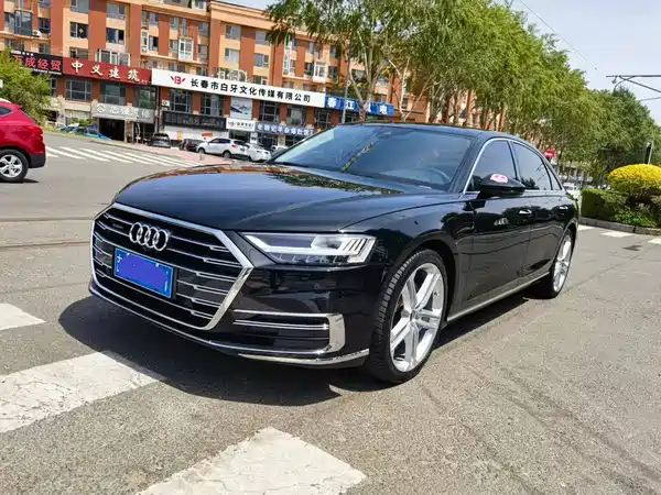 Audi A8 2021