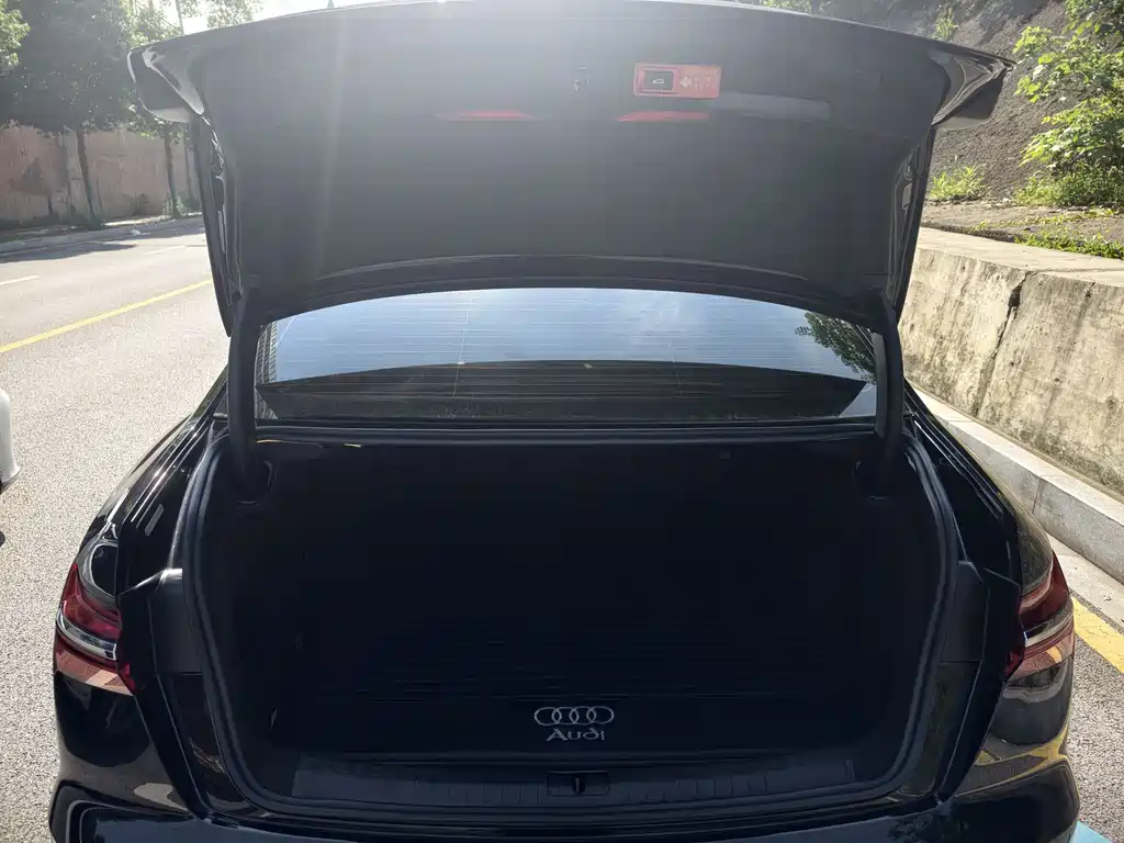 Audi A6L 2022 — фото 18