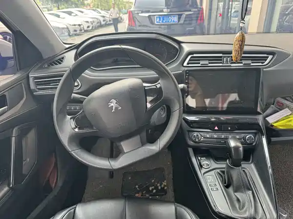 Peugeot 308 2018