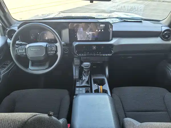 Toyota Prado 2024