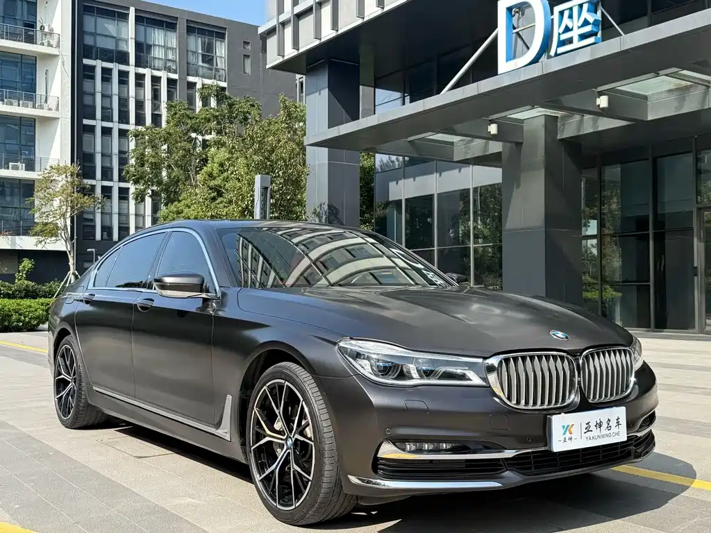 BMW 7 Series 2019 — фото 3