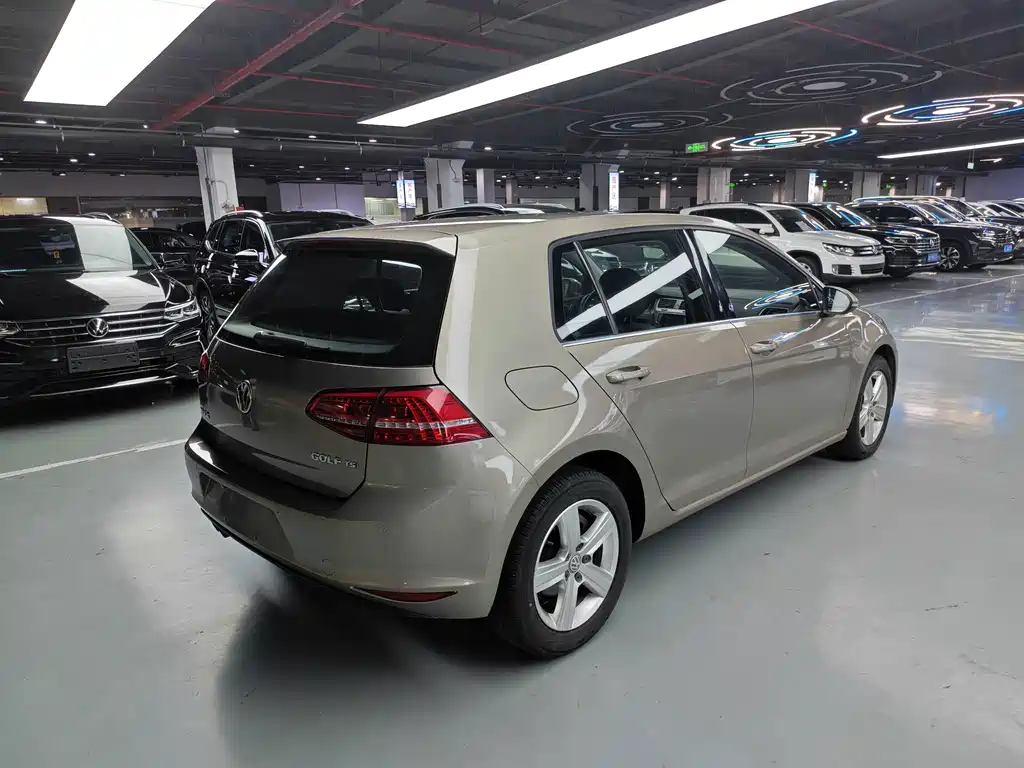 Volkswagen Golf 2015 — фото 15