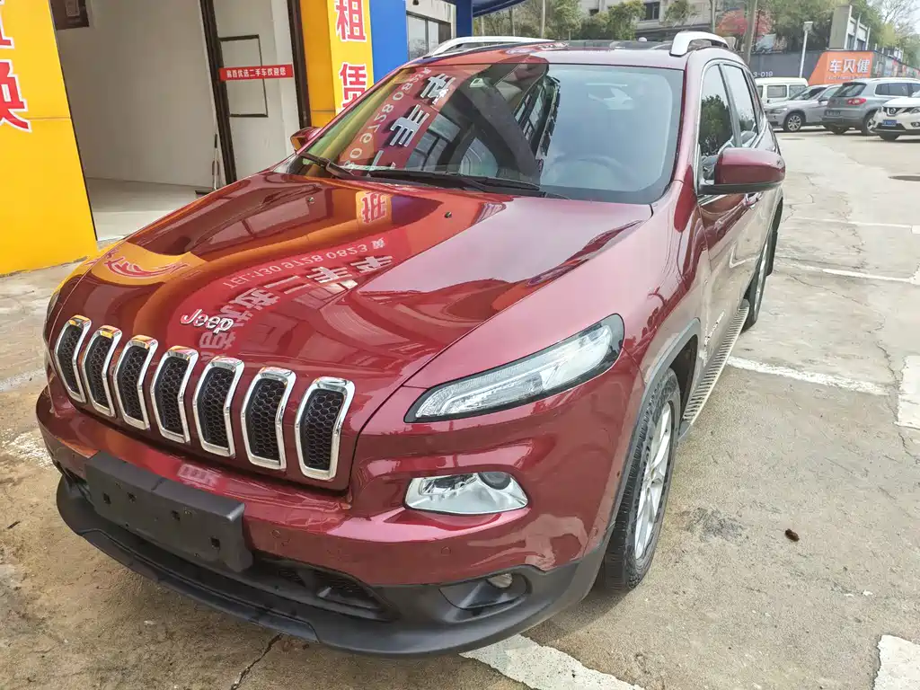 Jeep Cherokee 2016 — фото 3