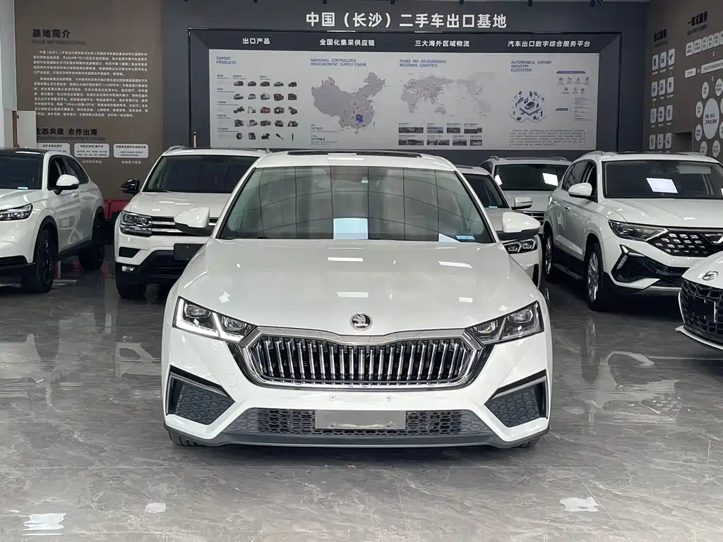 Skoda Octavia 2023