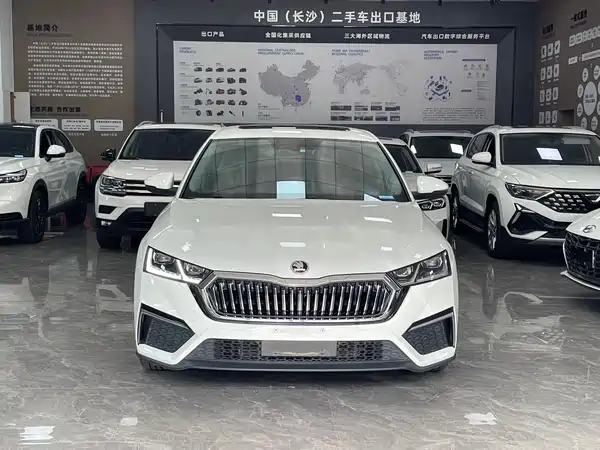 Skoda Octavia 2023
