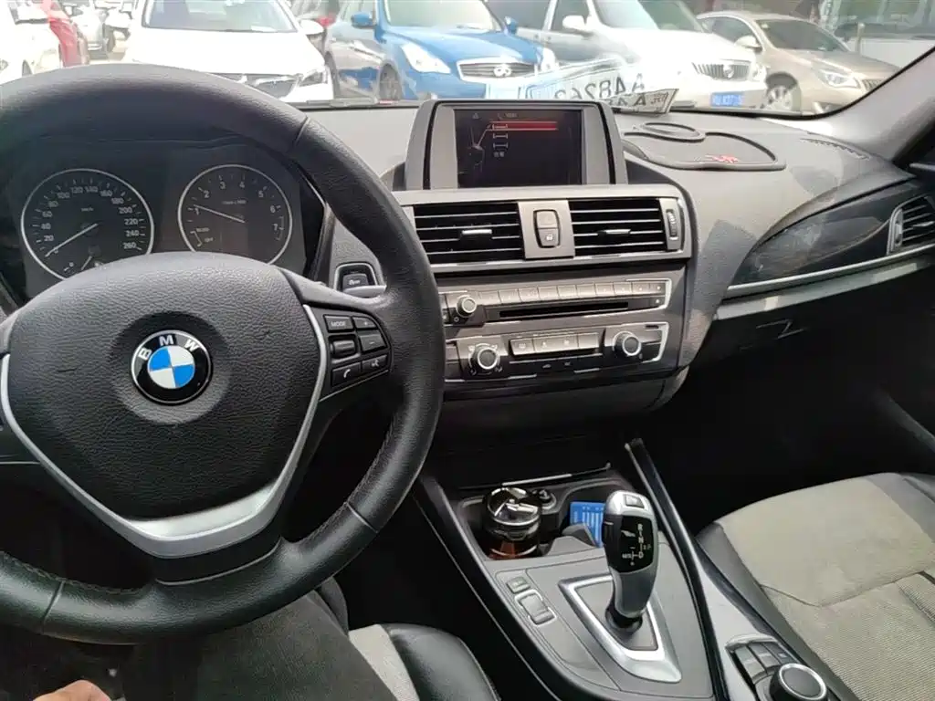 BMW 1 Series 2016 — фото 13