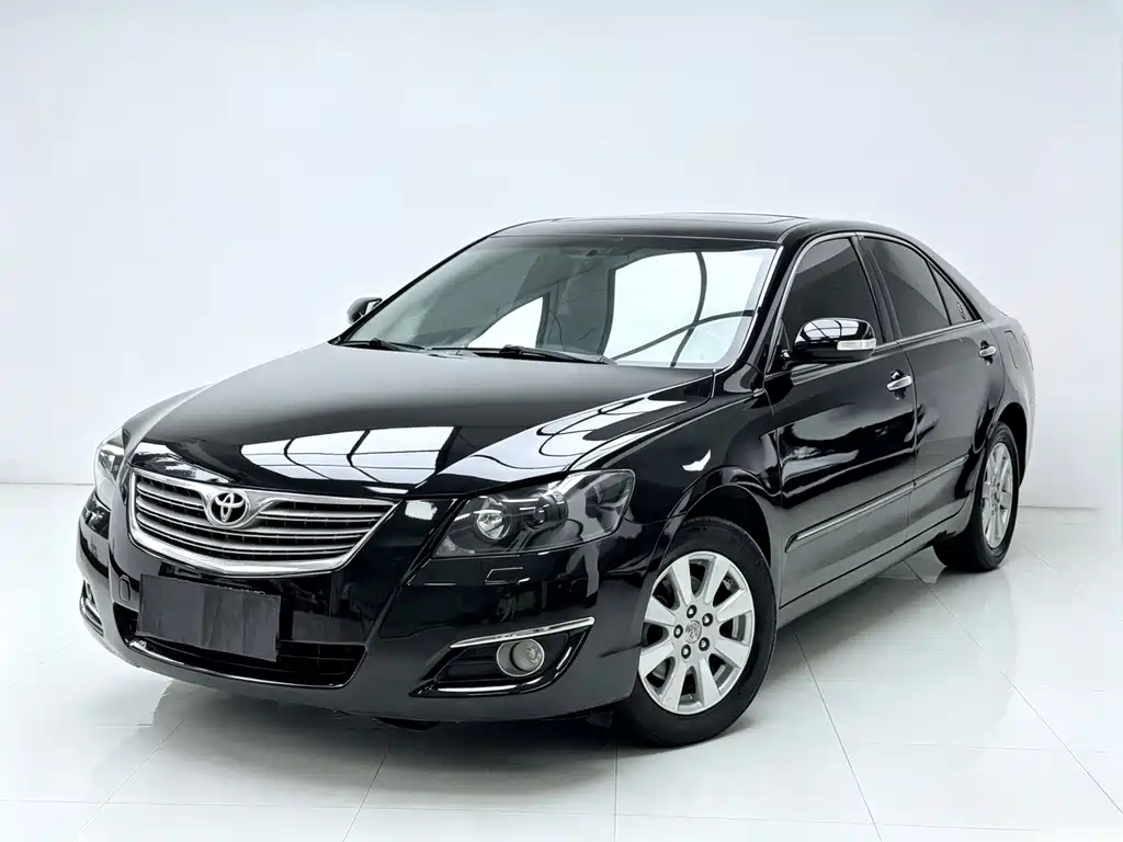 Toyota Camry 2008 — фото 1