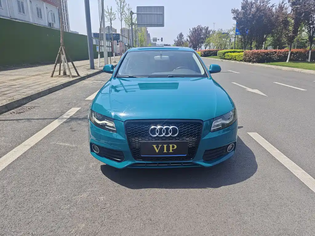 Audi A4L 2010