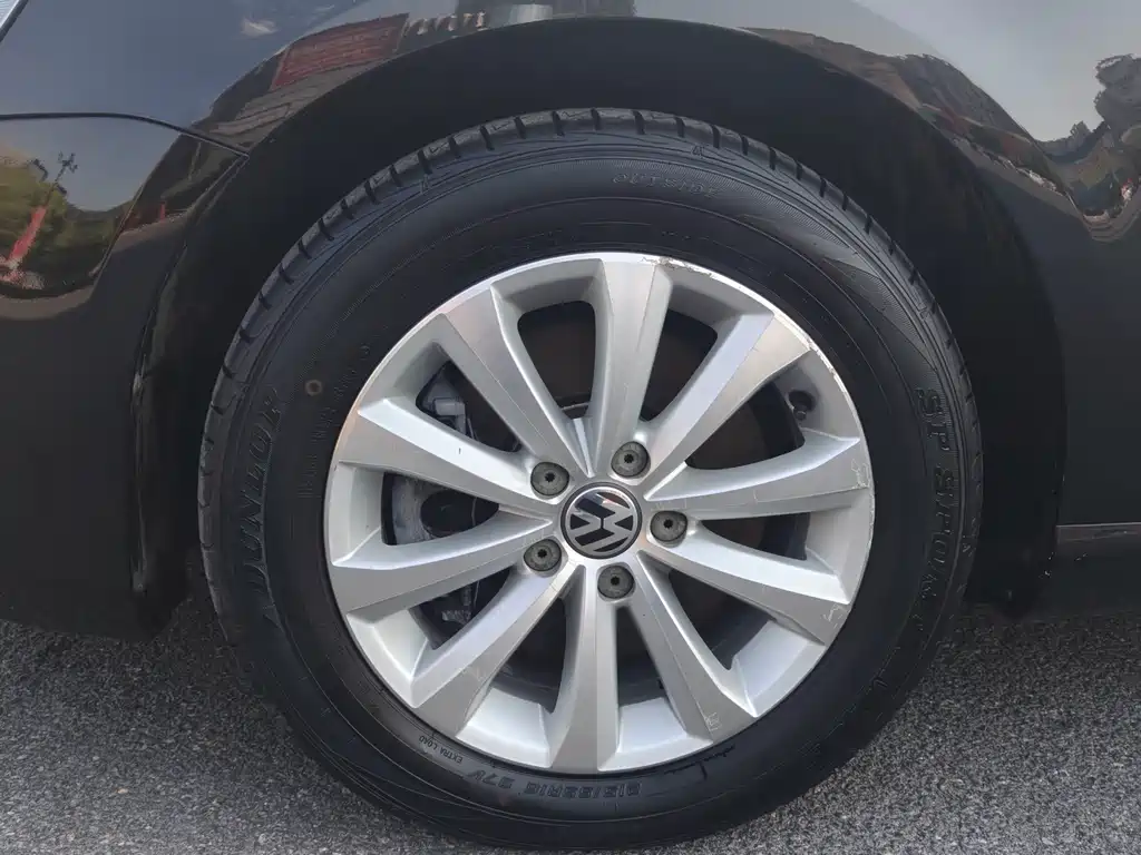 Volkswagen Magotan 2015