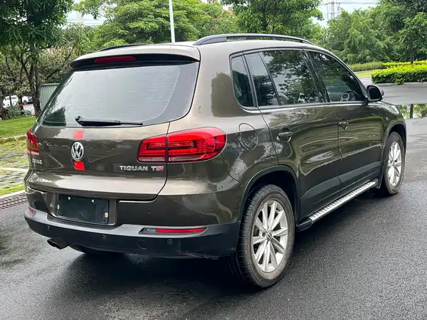 Volkswagen Tiguan 2015