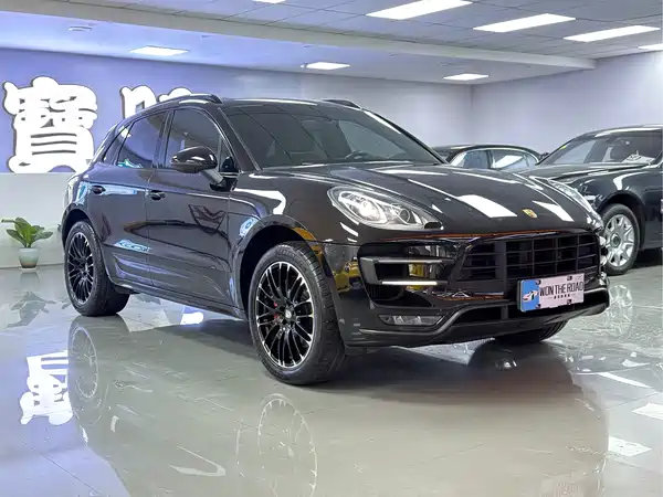 Porsche Macan 2014