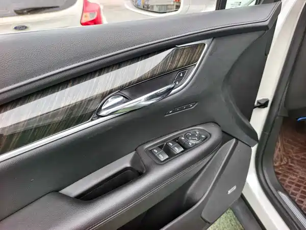 Cadillac XT5 2016
